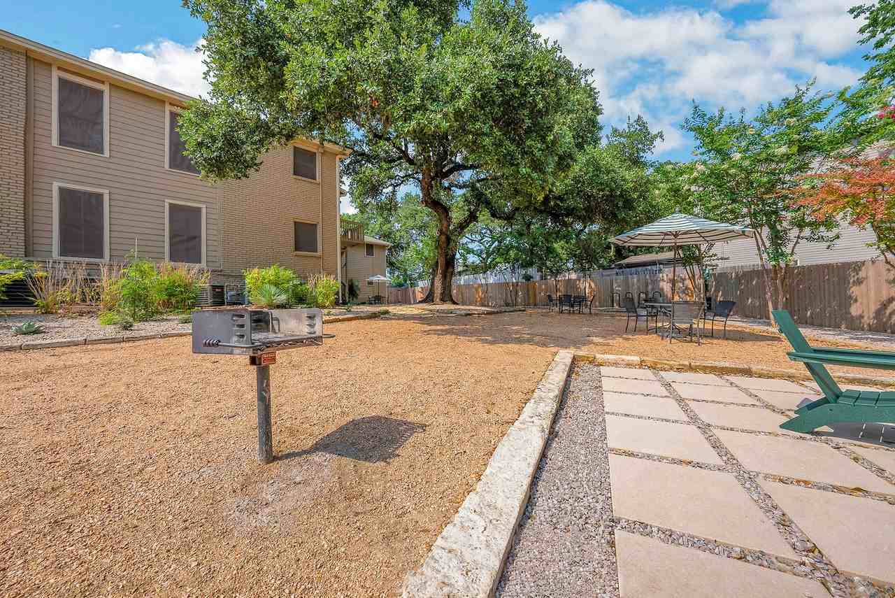 Bouldin Creek Apartments - Photo 6 of 30