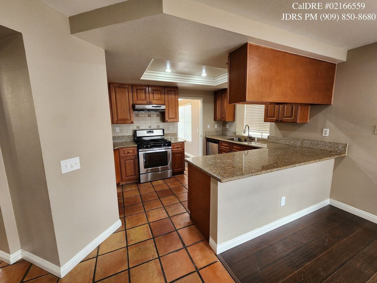 13570 Amanda St - Photo 2 of 18