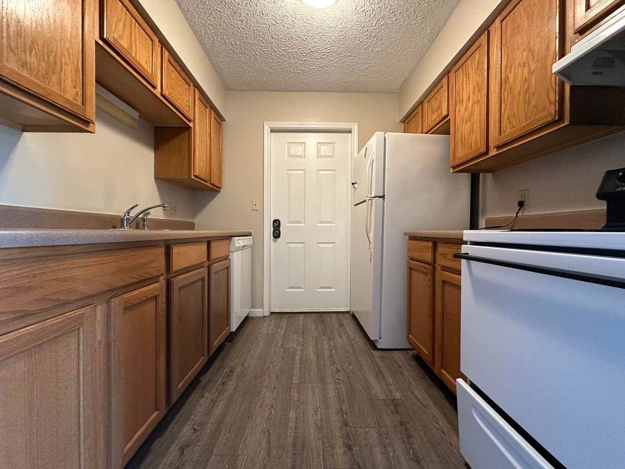 123 S. Regency Dr - Photo 2 of 14