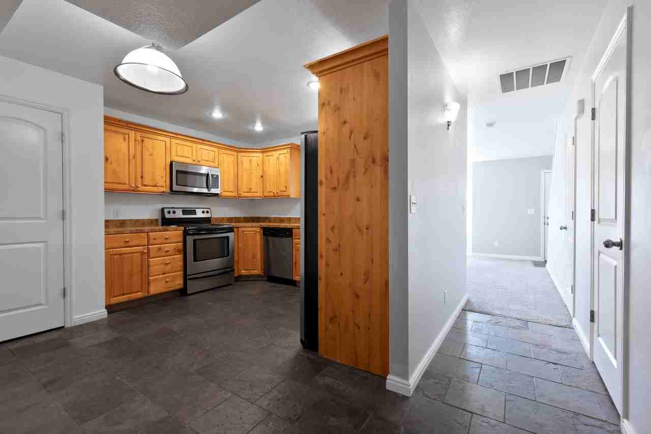 602 Trejo St - Photo 6 of 24