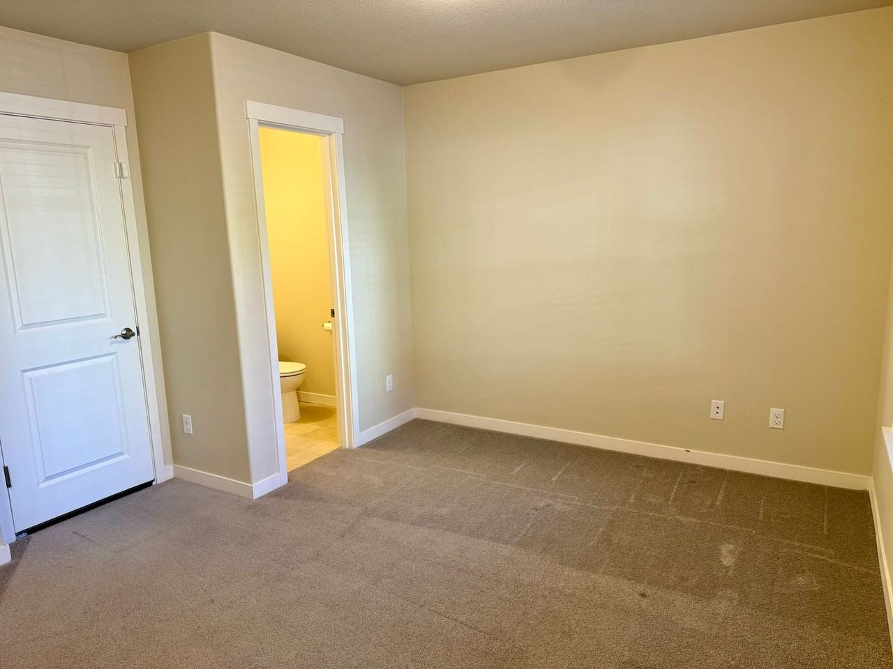 28523 Southwest Paris Avenue - Photo 3 of 32