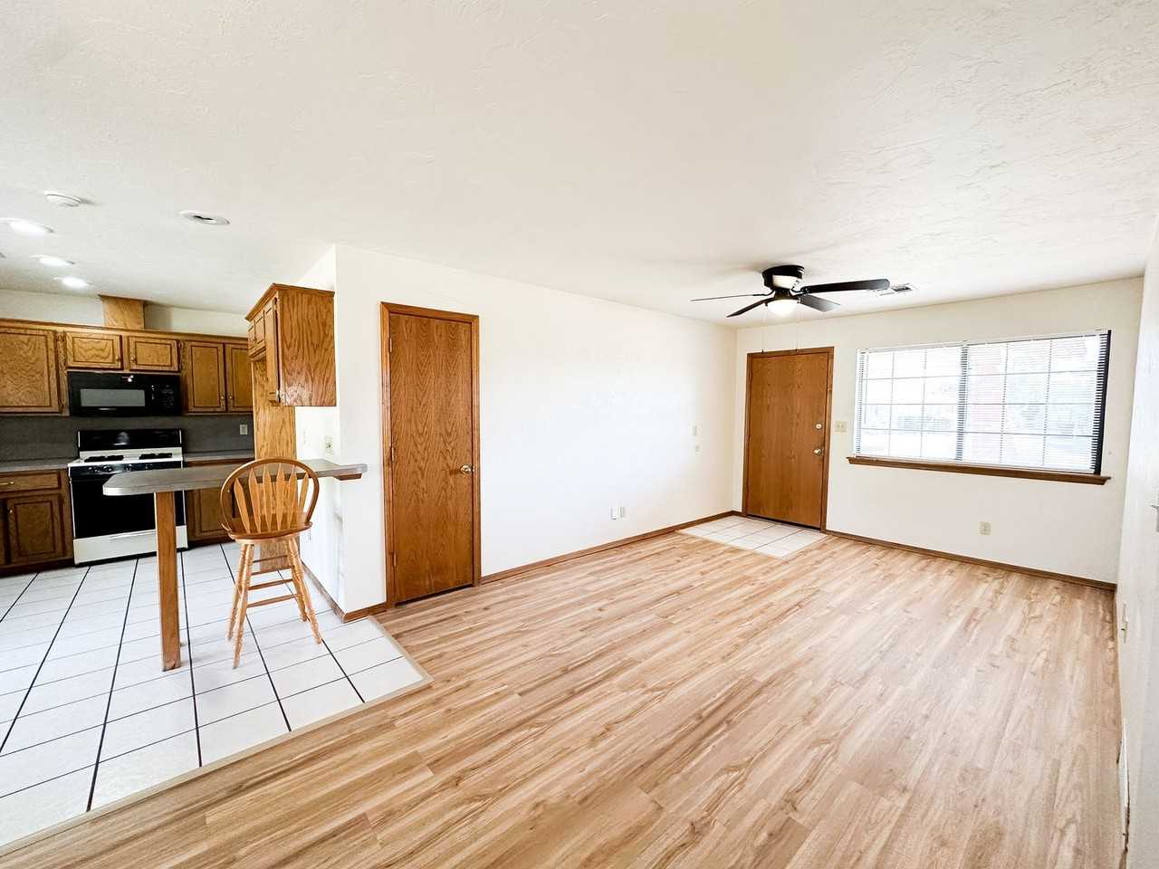 7217 Bernadine Ln - Photo 6 of 13