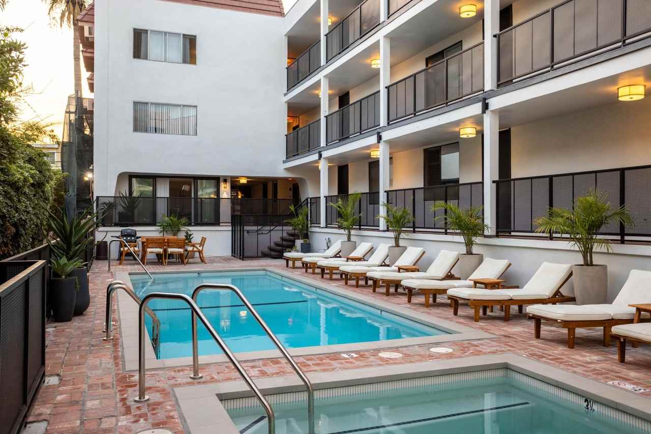 Larrabee Square Apartments - Photo 2 of 19