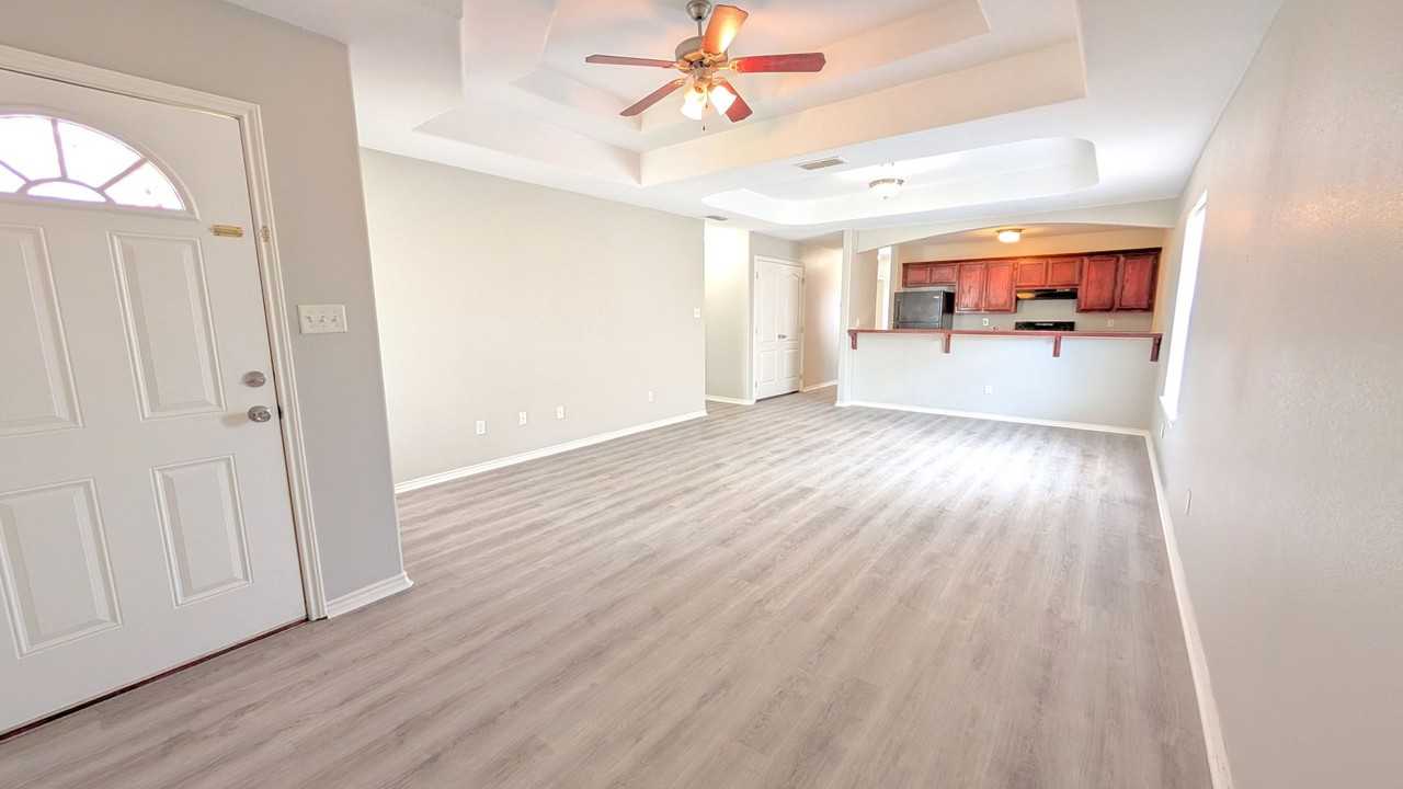 3601 N. Arroyo Park Ln. - Photo 3 of 21