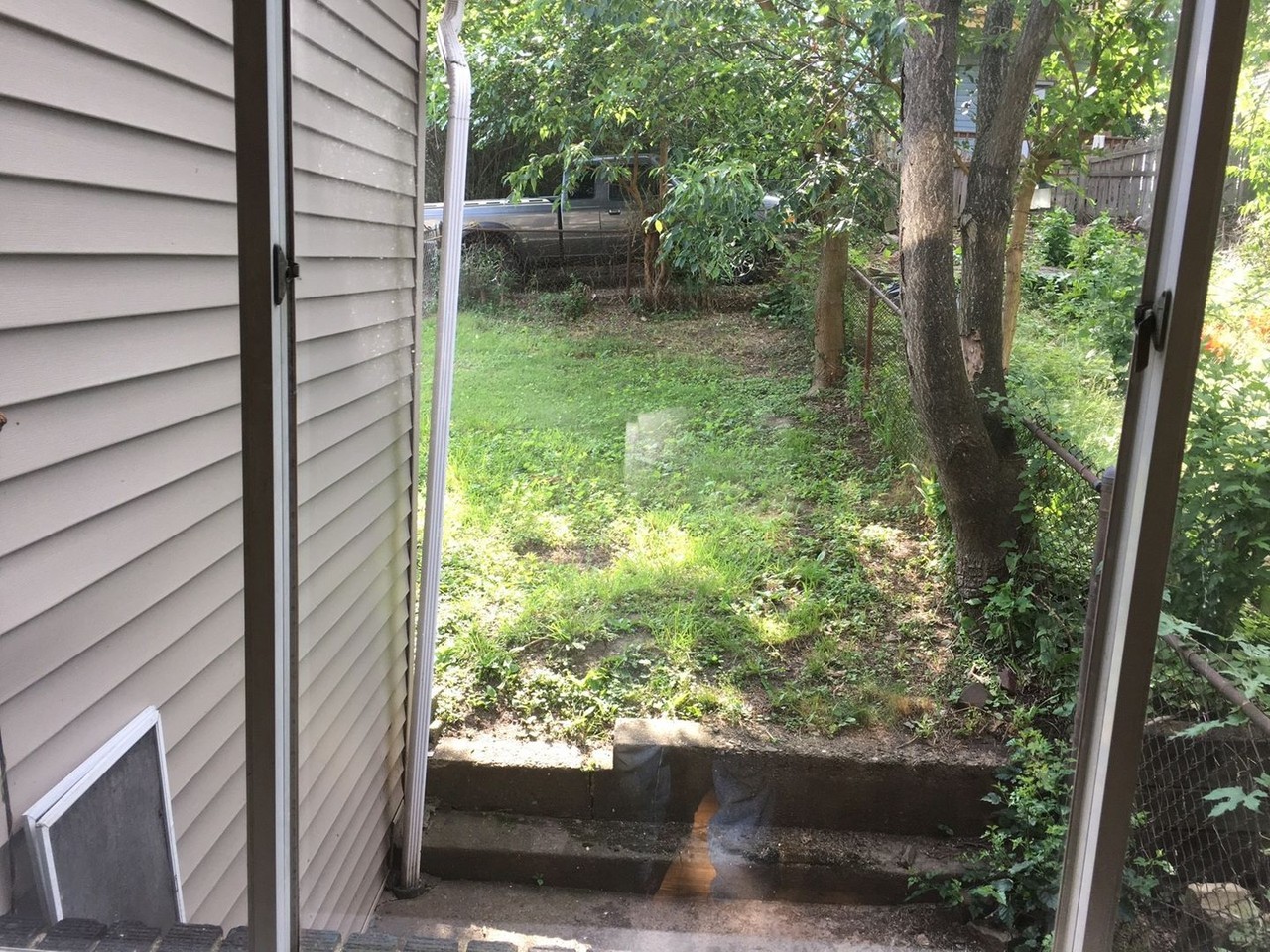 3303 Parkview Ave - Photo 7 of 10