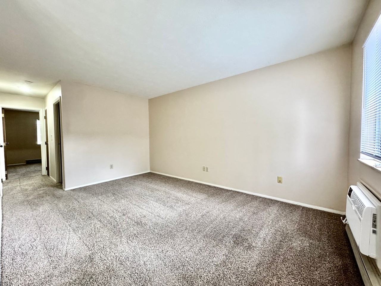 945 N. Dorset Dr. - Photo 3 of 17