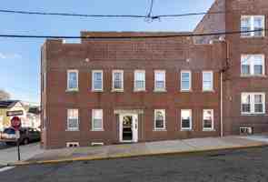 featured image of 240 Clinton Ter