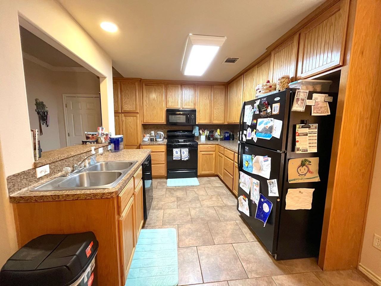 925 Crystal Dove Avenue - Photo 4 of 11