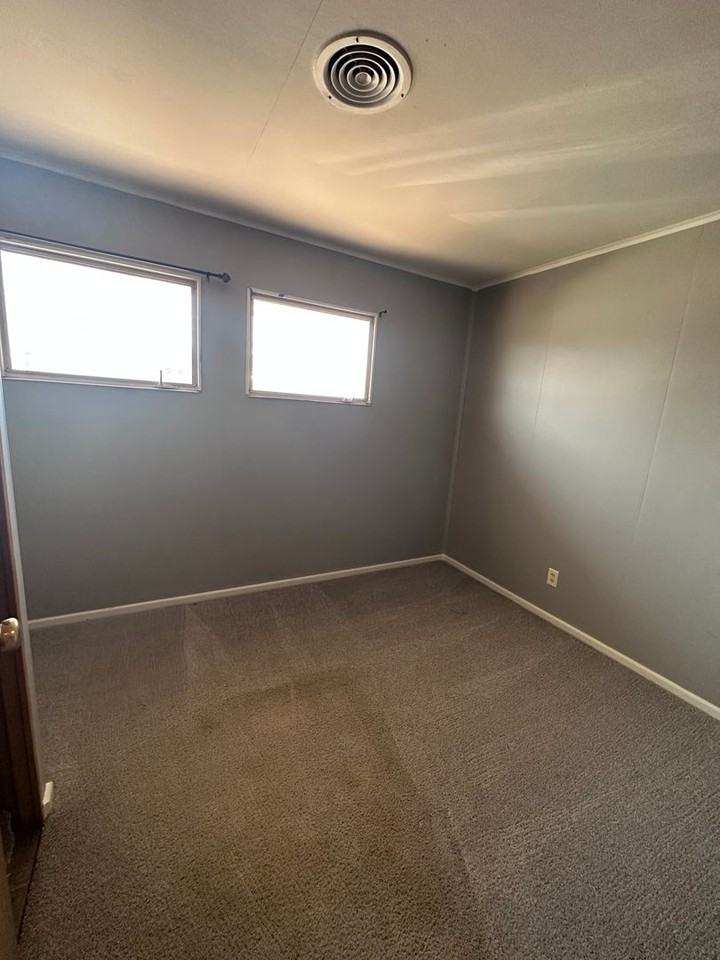 2450 3rd Avenue - Photo 4 of 13