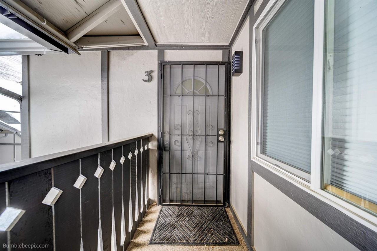 102 E Weile Ave - Photo 3 of 14