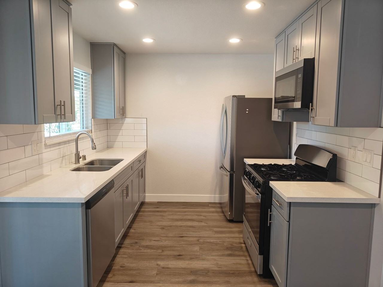 Hidden Oak Apartments - Photo 2 of 13