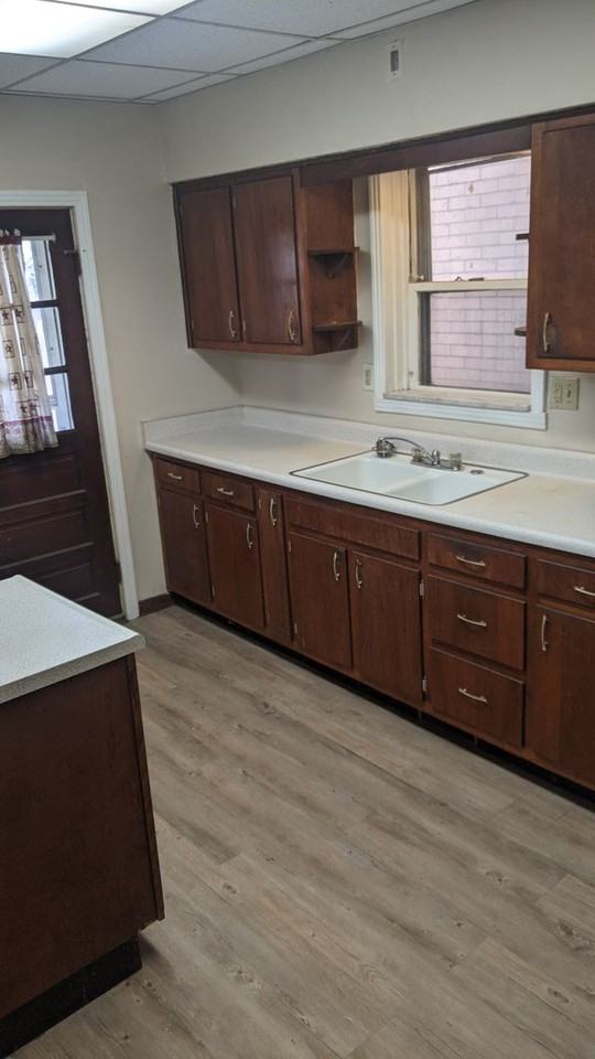 37 Walnut St - Photo 2 of 10