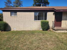 featured image of 713 Smart St