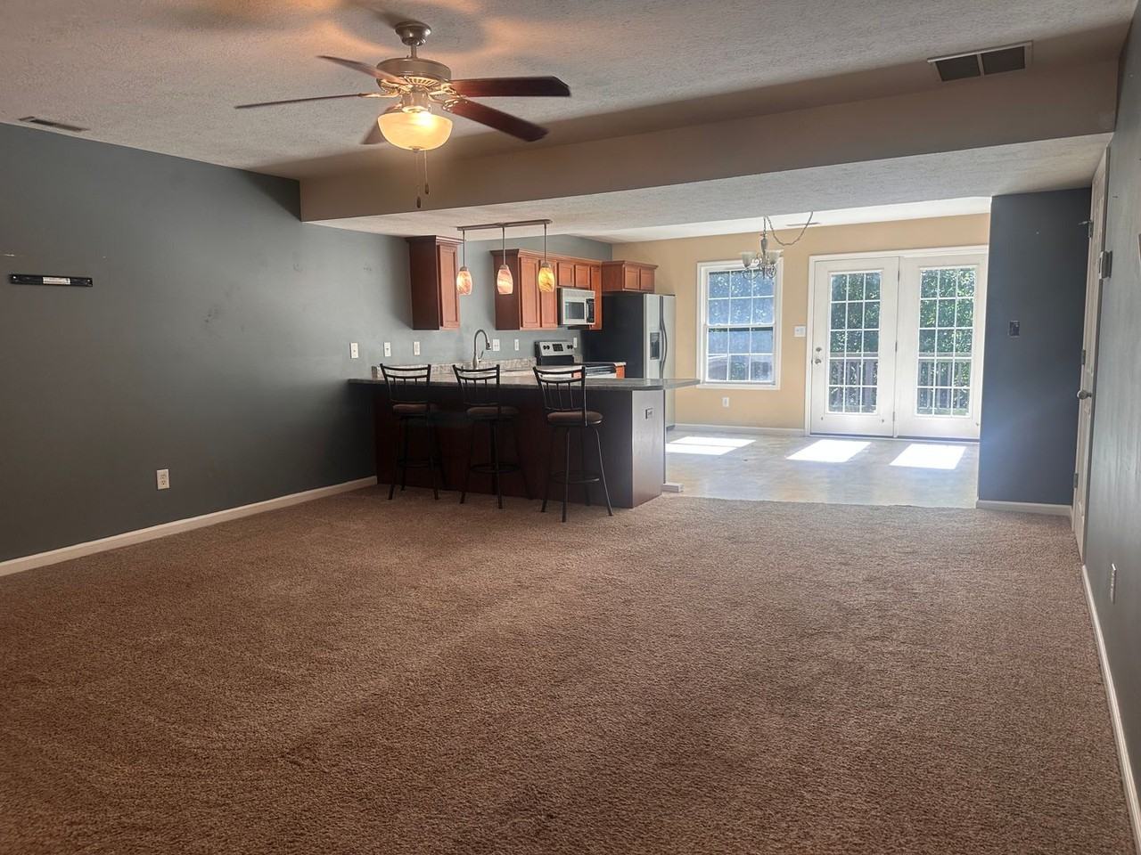 5733 W Vinca Ln - Photo 3 of 20