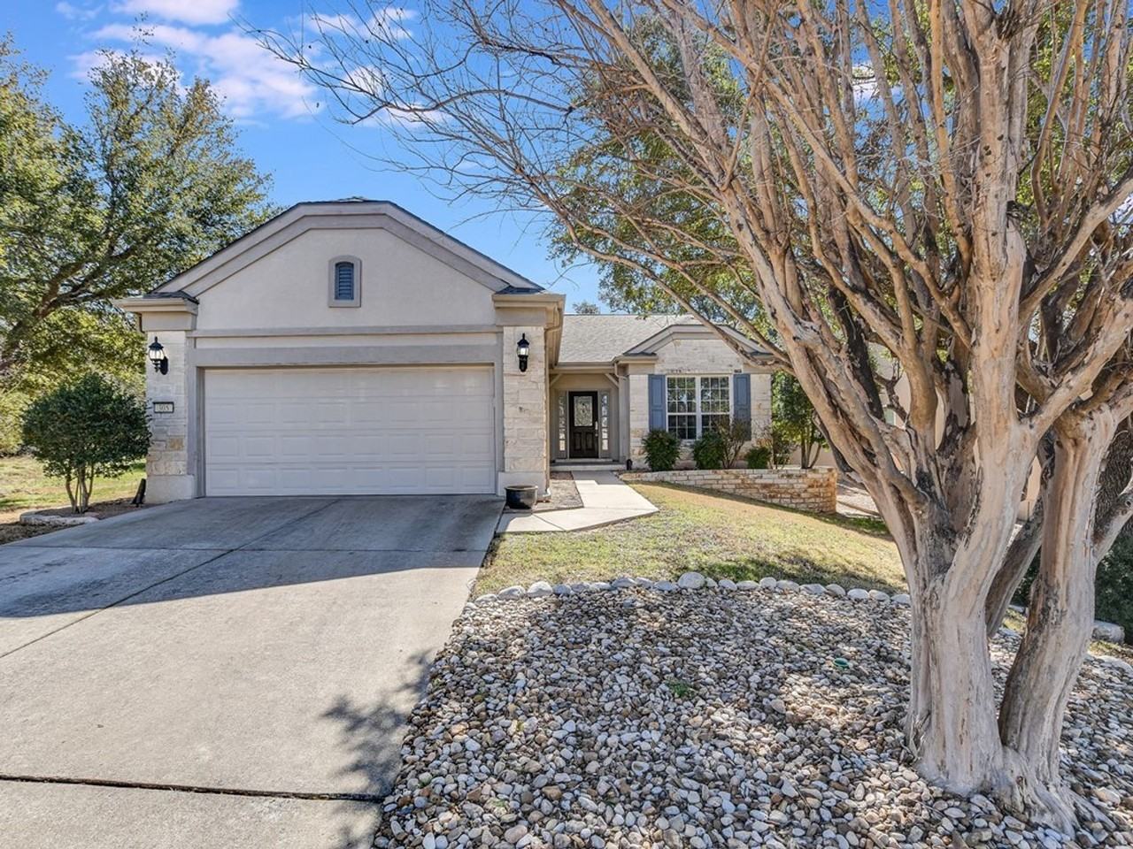 305 Lake Sommerville Trl - Photo 2 of 39