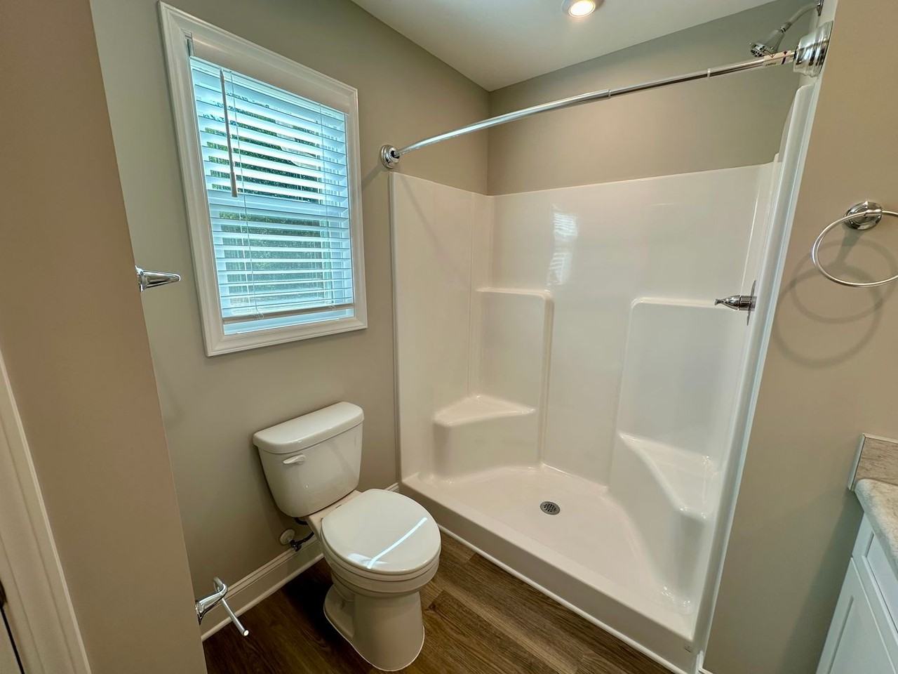 184 Elm St - Photo 6 of 16