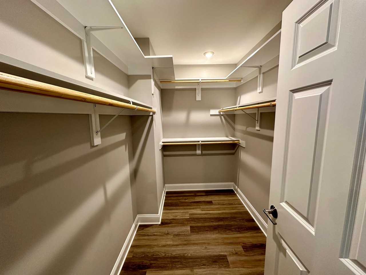 184 Elm St - Photo 7 of 16