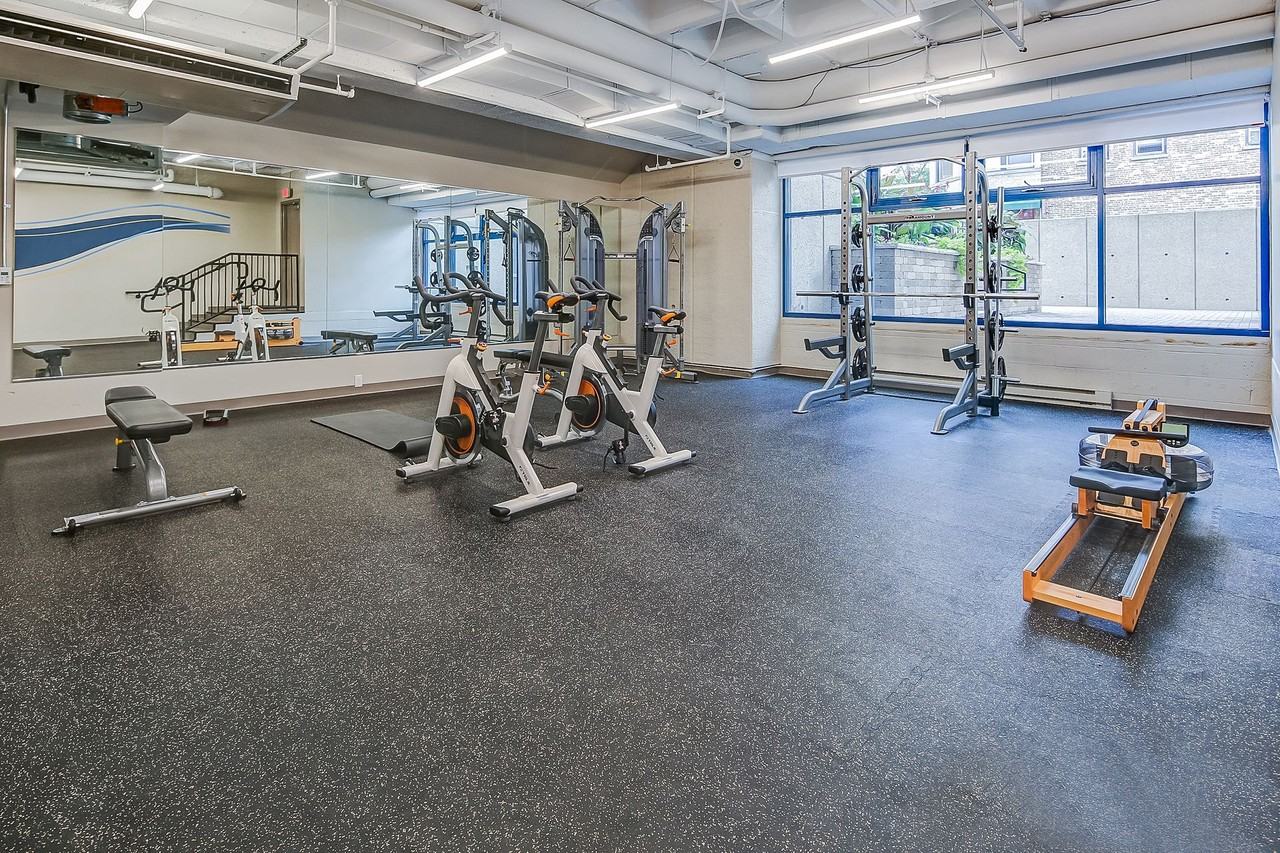 735 West by 3L Living - Photo 4 of 23