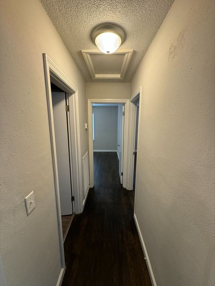 808 Lafayette Dr - Photo 5 of 7