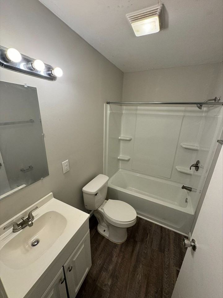 808 Lafayette Dr - Photo 7 of 7