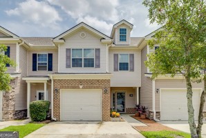 featured image of 1090 Canyon Oak Loop