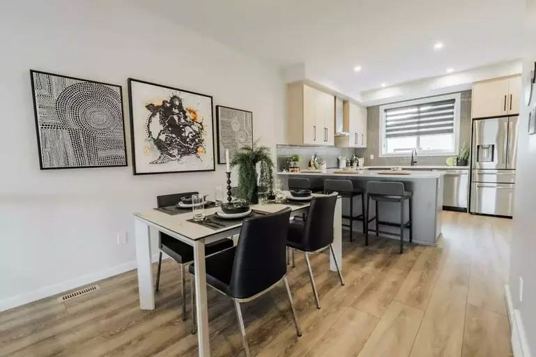 51 Lake St - Photo 3 of 21