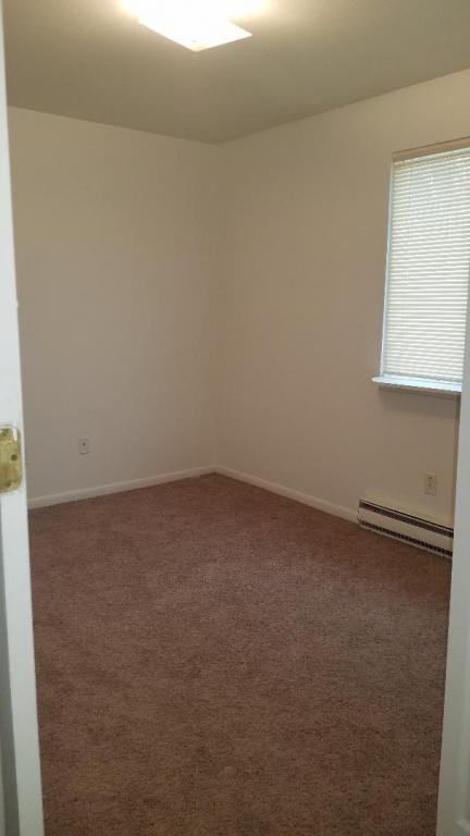 510 E Main St - Photo 6 of 8