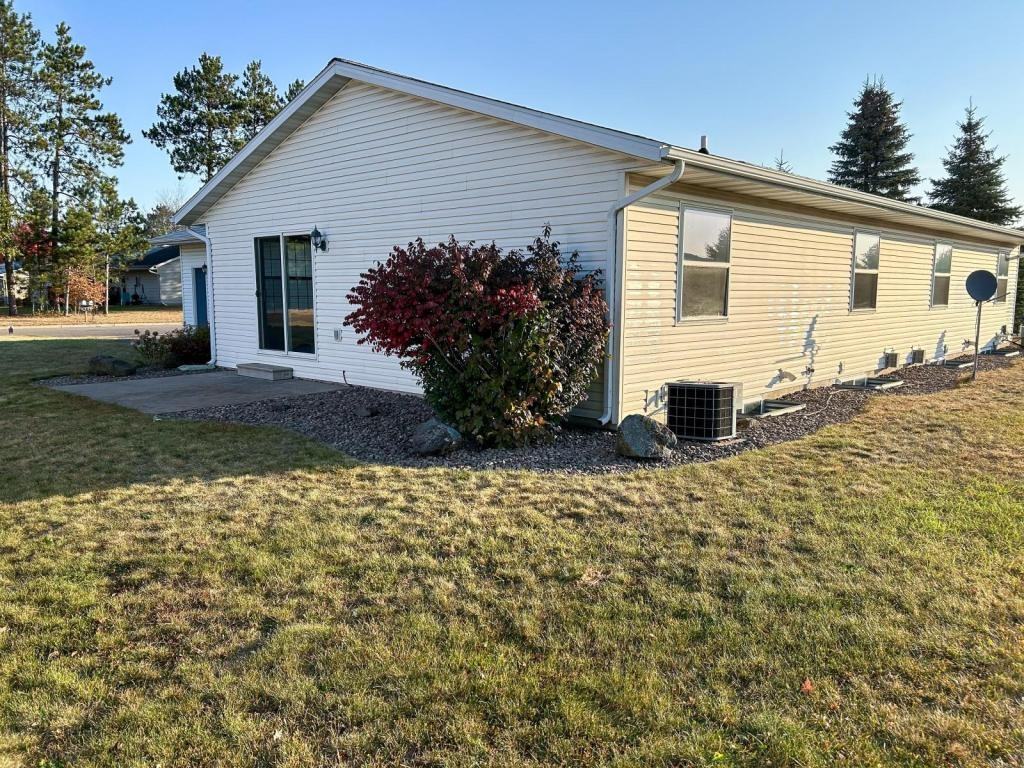 6911 Feith Ave - Photo 2 of 8