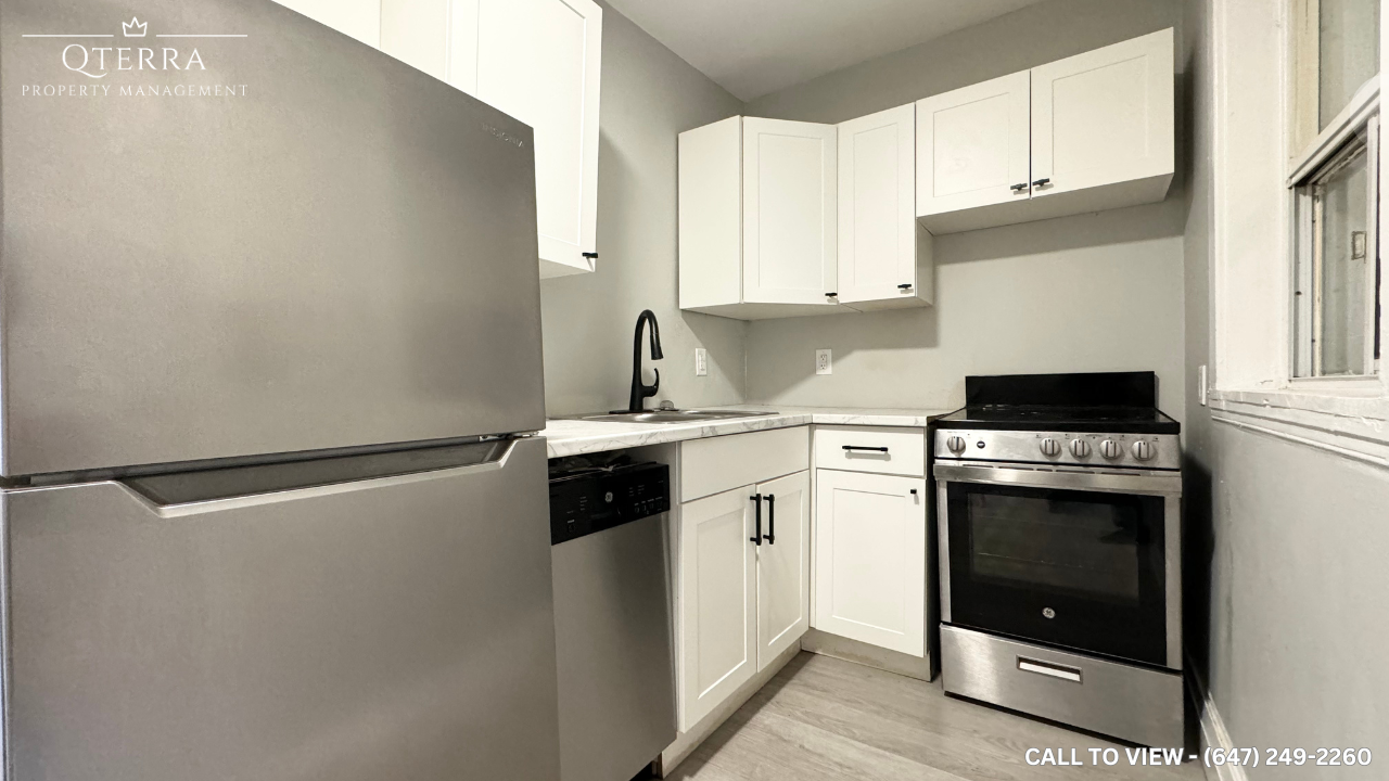 1-831 Main St E, Hamilton, Ontario L8M 1L6 - Photo 2 of 8