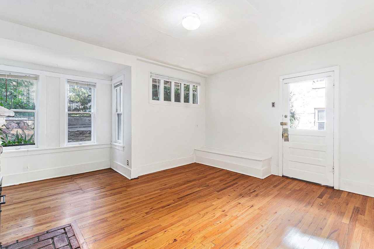 820 820 13th St. - The Cottage - Photo 4 of 12