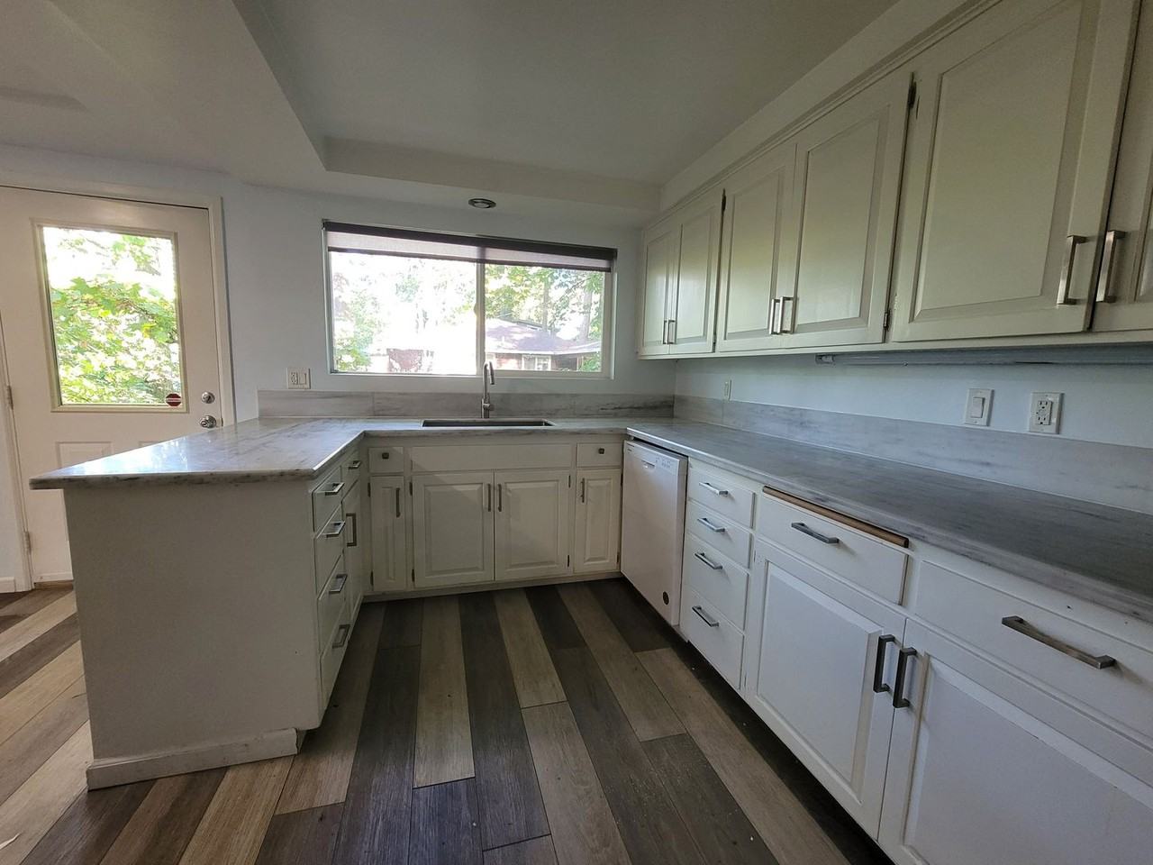 2355 Birch Ln - Photo 2 of 18