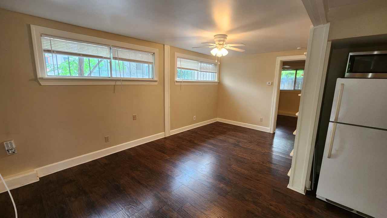 2831 Pearl Street - Photo 4 of 11