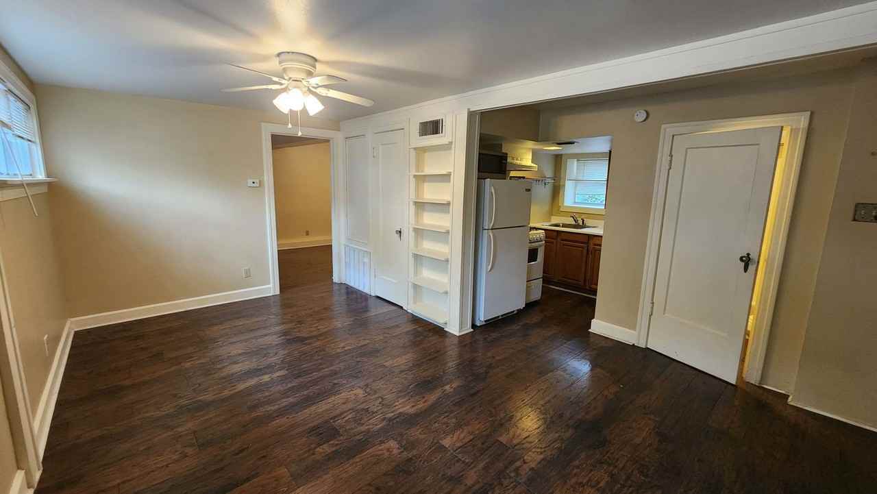 2831 Pearl Street - Photo 5 of 11