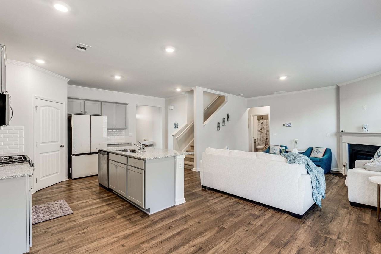 4710 Bramblett Grove Pl - Photo 6 of 26