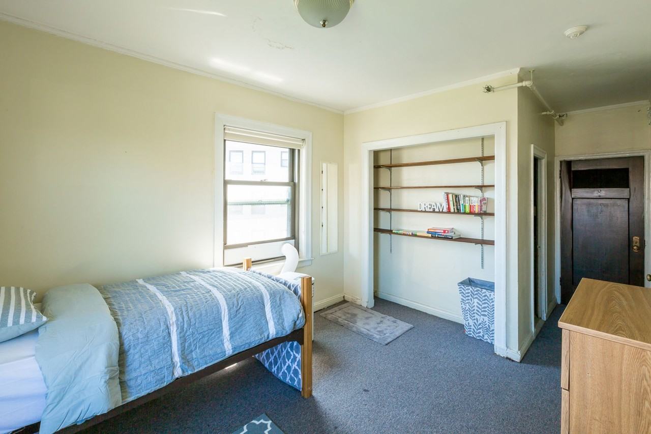 5540 Hyde Park by 3L Living - Photo 4 of 41