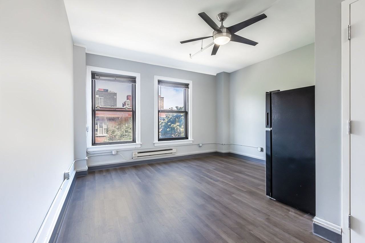 5401 Cornell by 3L Living - Photo 2 of 24