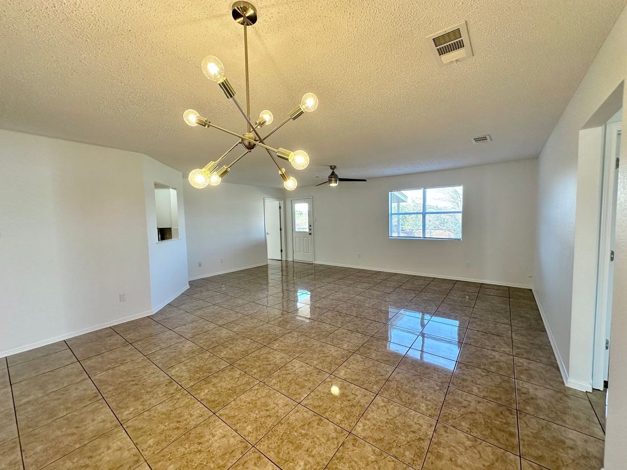 4403 Tidal Wave Dr - Photo 3 of 31