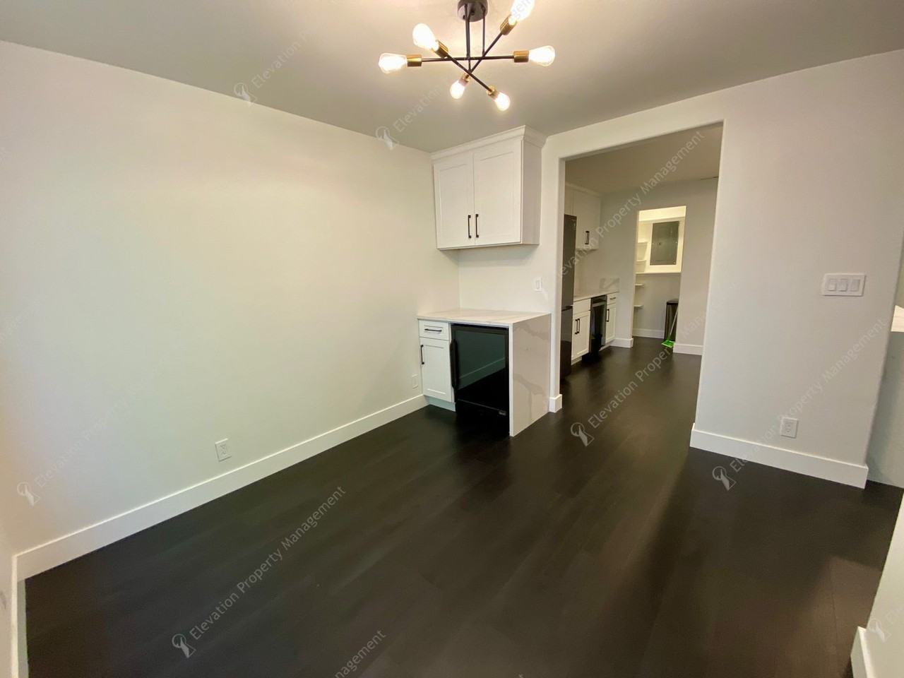 111 Nw Hawthorne Ave #2 - Photo 4 of 36