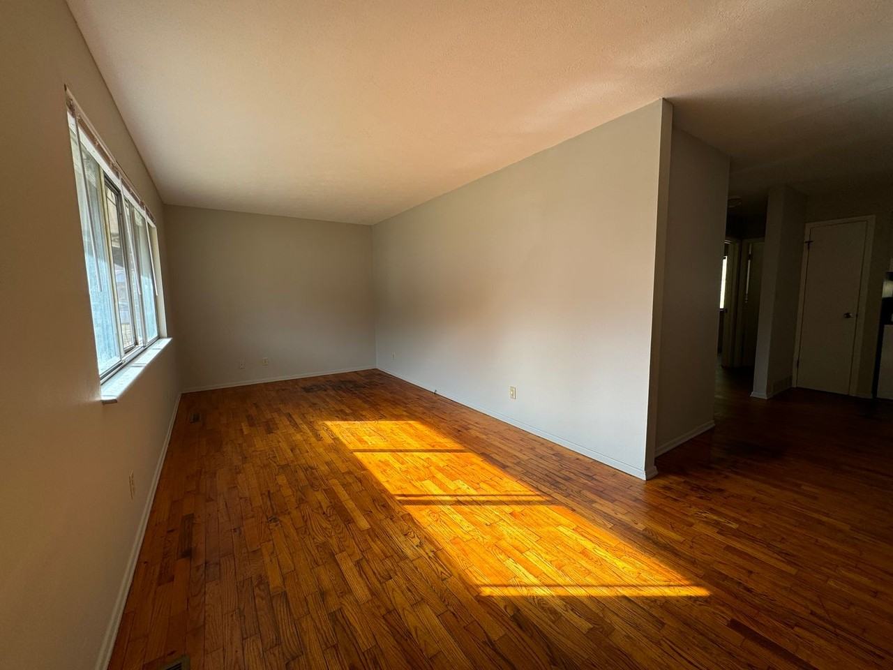 116 Elliott Dr - Photo 3 of 22