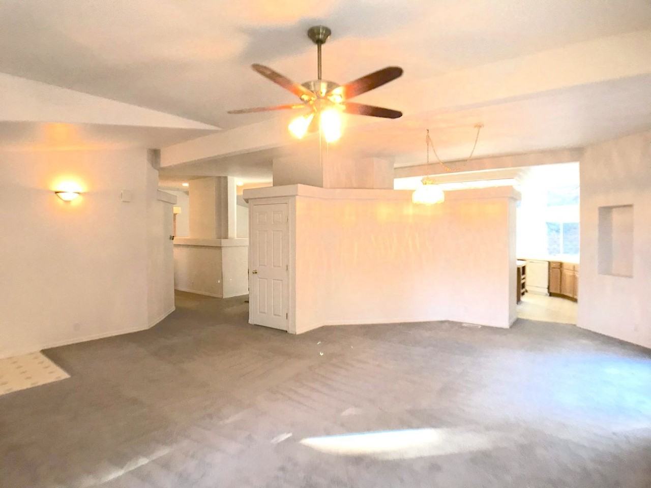 288 Aspen Grv - Photo 5 of 24
