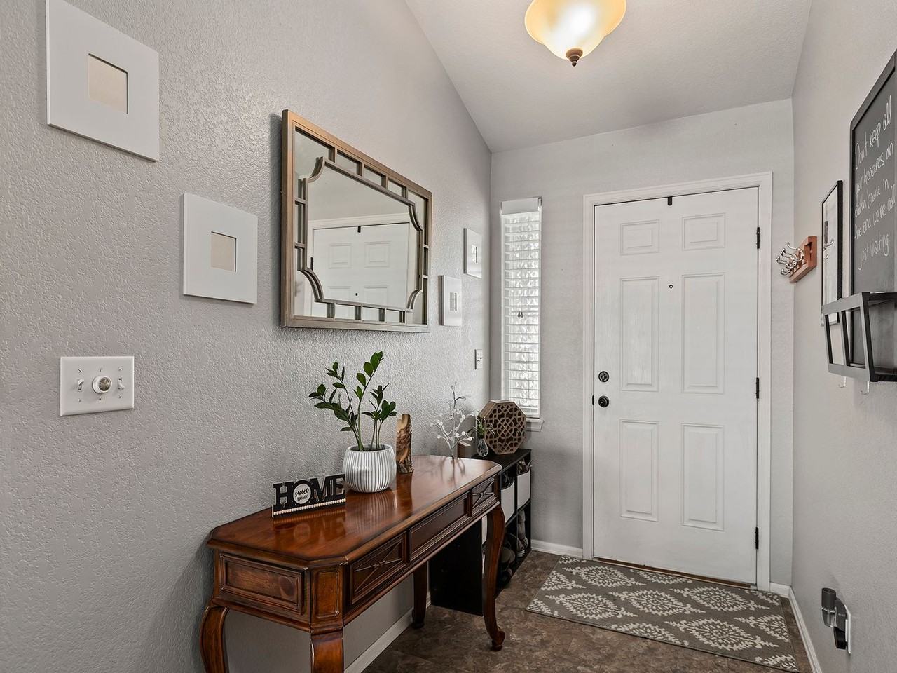 636 Park Edge Cir - Photo 2 of 20