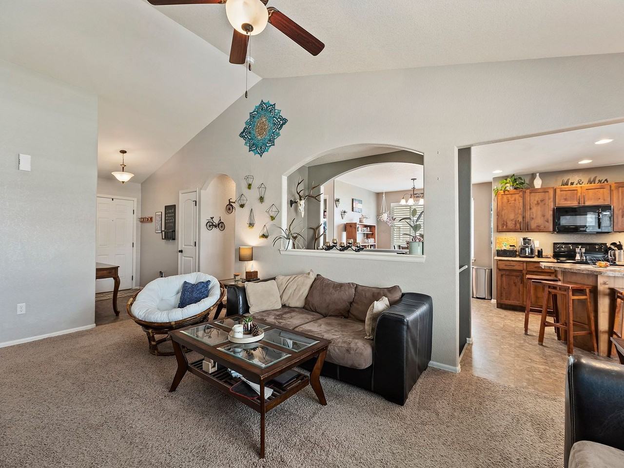 636 Park Edge Cir - Photo 5 of 20