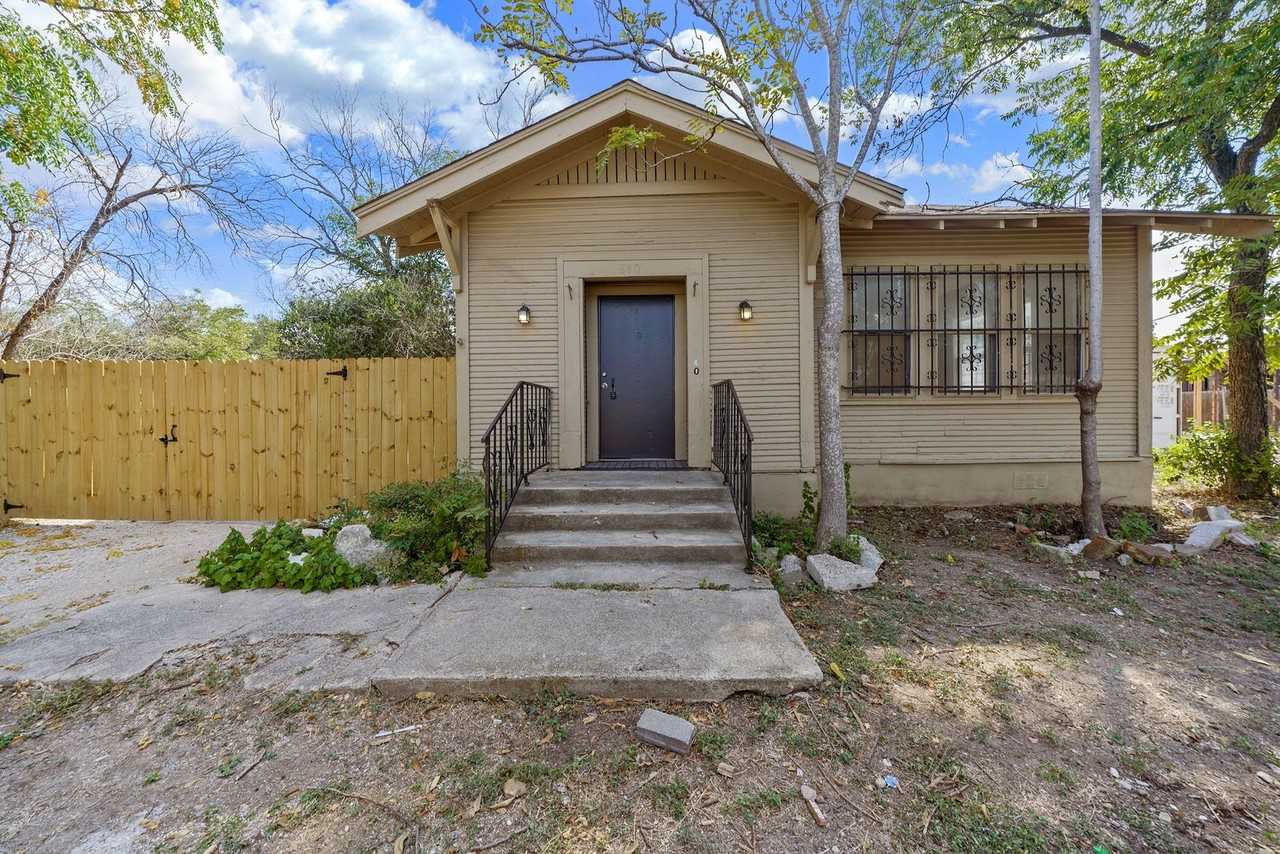 840 Culebra Rd - Photo 3 of 25