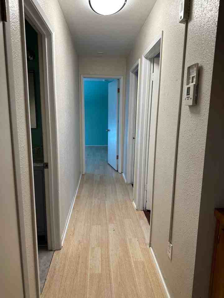 918 Cortina Dr - Photo 7 of 23