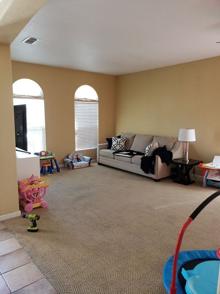 1926 Ivycrest Way - Photo 4 of 10