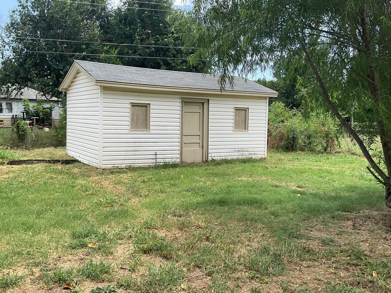 3916 Se 11th St - Photo 6 of 10