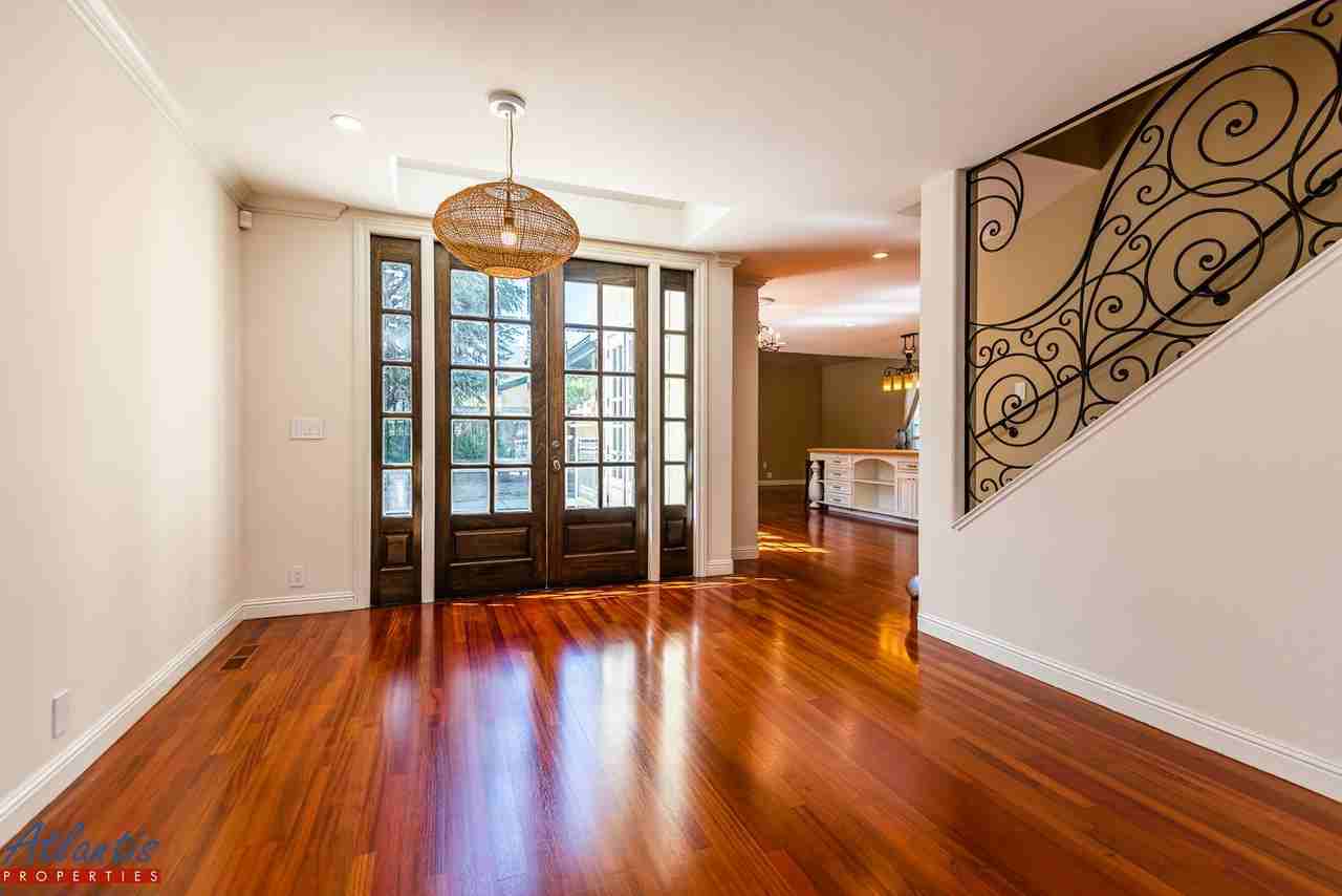 14800 Berry Way - Photo 3 of 25