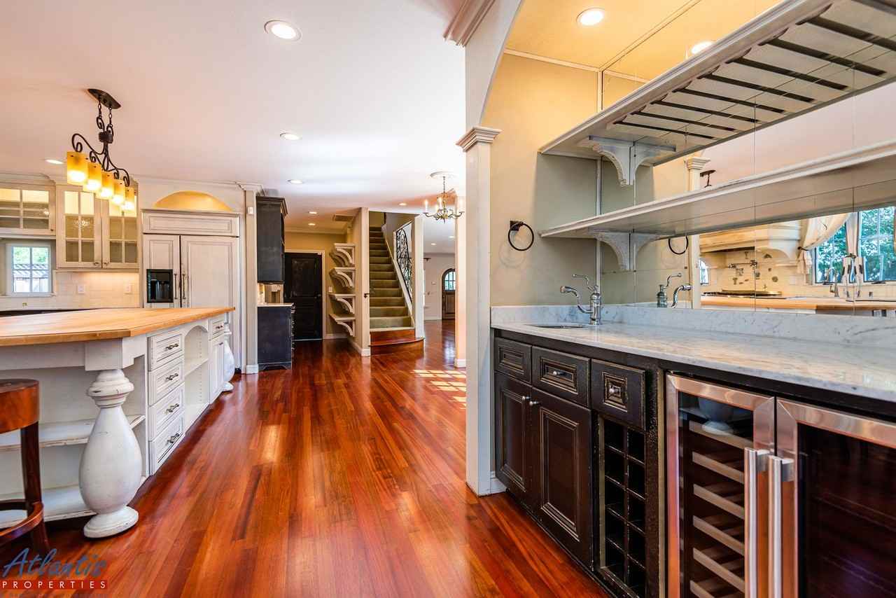 14800 Berry Way - Photo 7 of 25