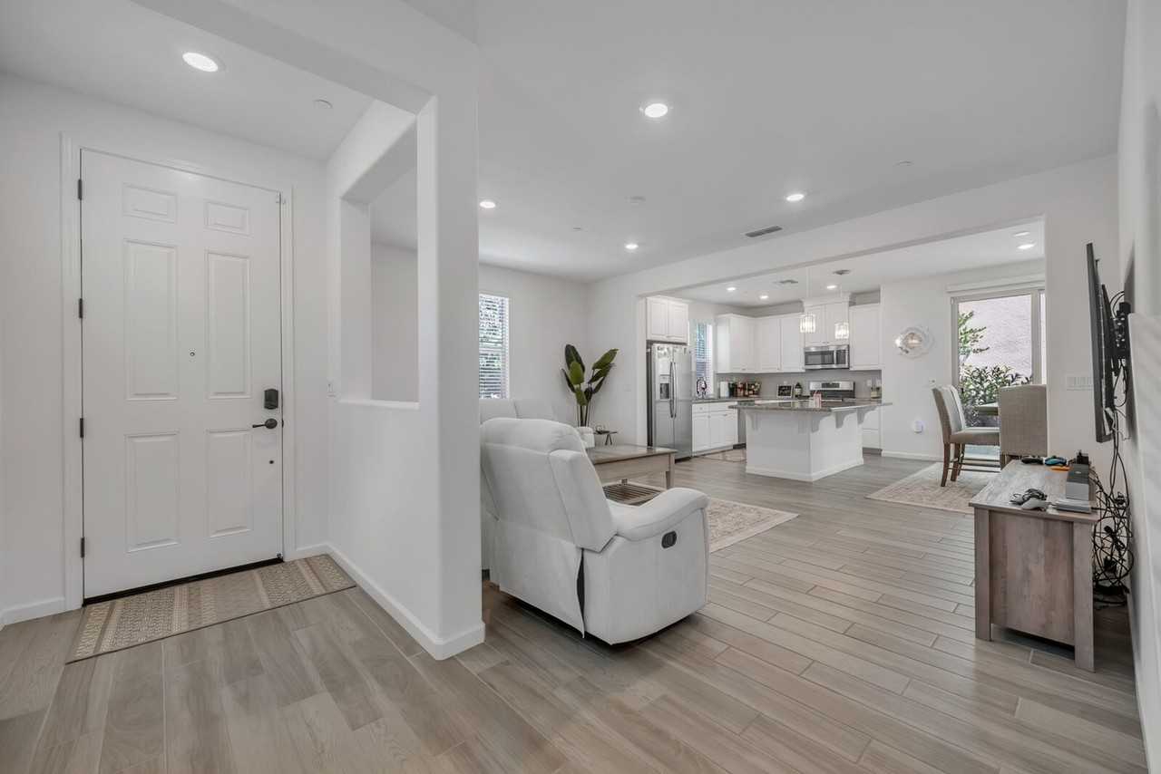 9310 Mystic Lake Aly - Photo 3 of 30