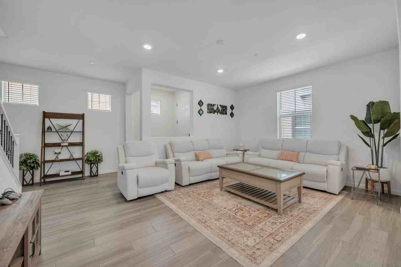 9310 Mystic Lake Aly - Photo 5 of 30